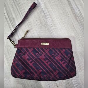 Travelon RFID blocking wristlet clutch wallet Maroon And Navy